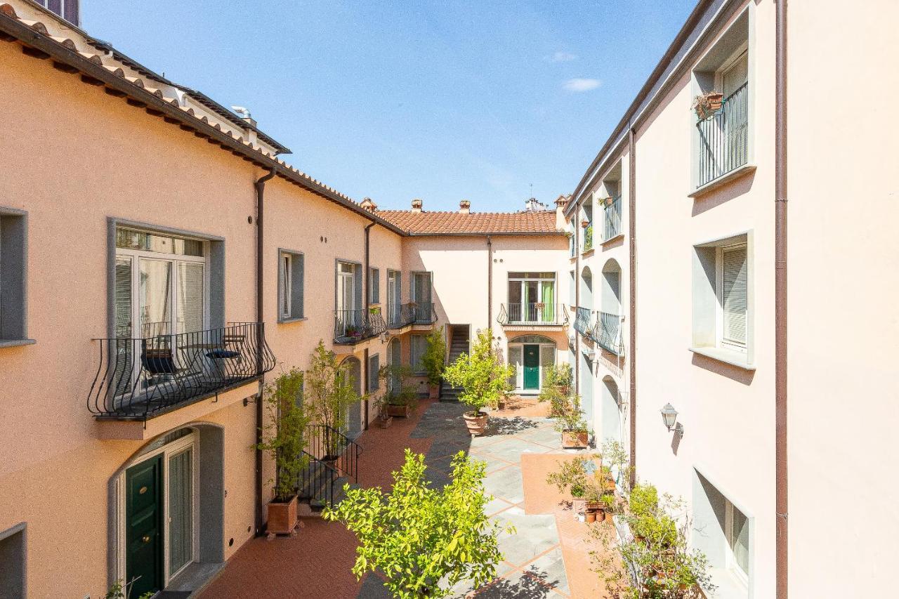 Palazzo Ghibellina 2 By In Florenz